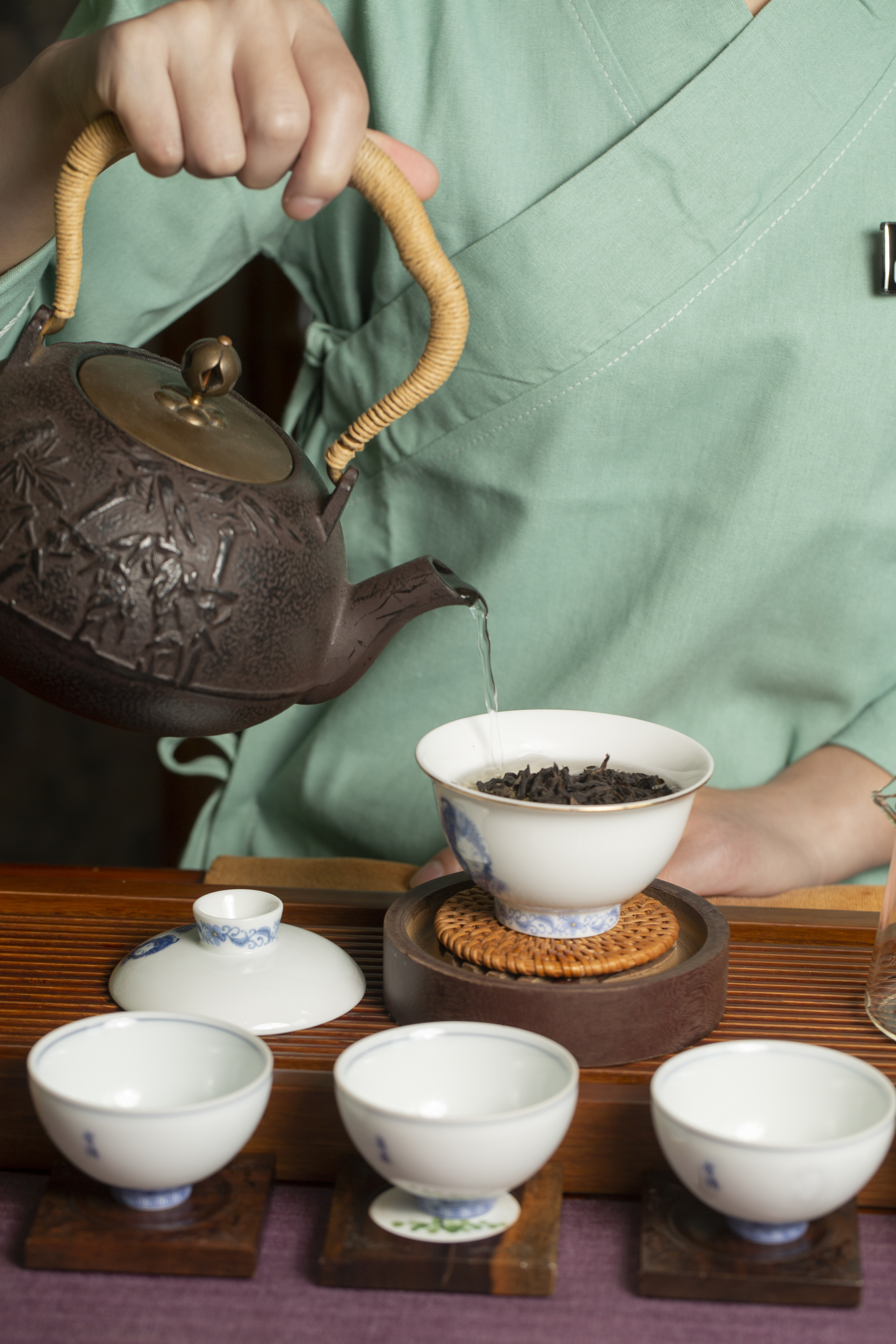 茶艺师是怎样炼成的？一天饮50多泡茶舌头都麻了jbo竞博官网